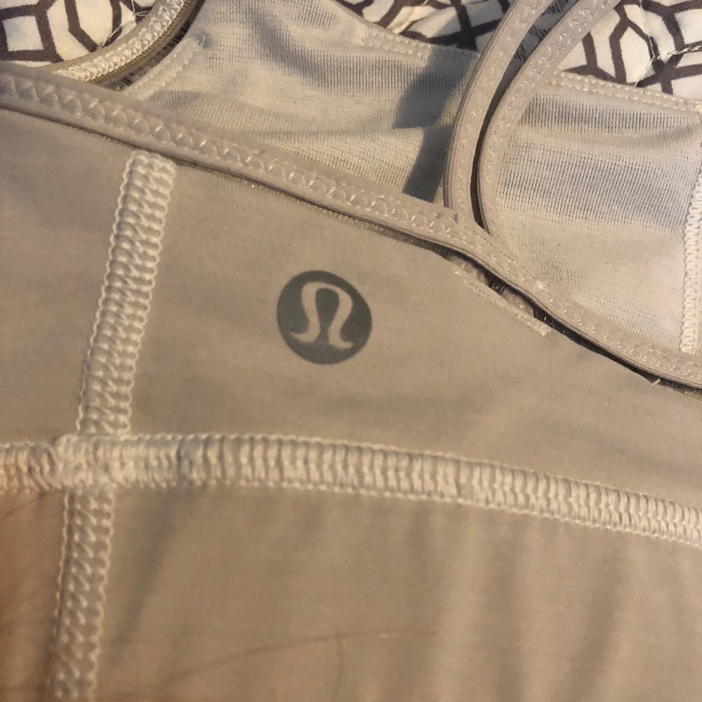 Lululemon bra - Picture 2 of 2